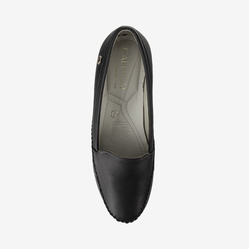 Mocasin-casual-de-cuero-con-planta-cuna-mujer-color-negro