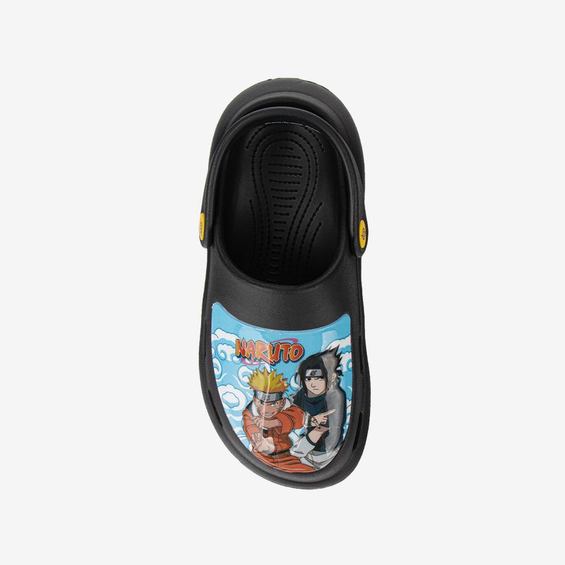 Sandalia-clogs-con-parche-de-personajes-en-pvc-color-negro