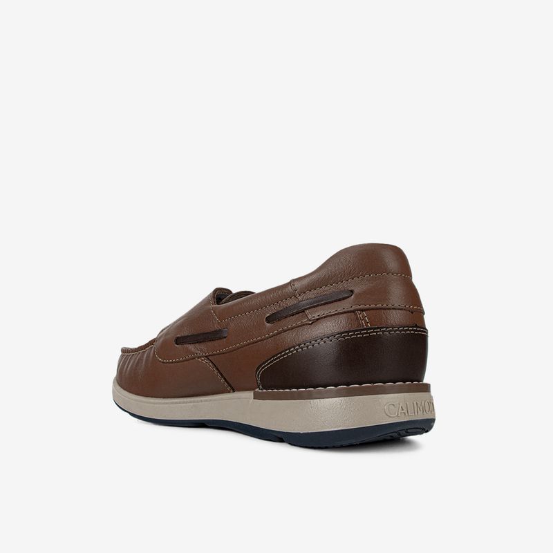 Zapato-casual-de-cuero-estilo-nautico-color-cognac