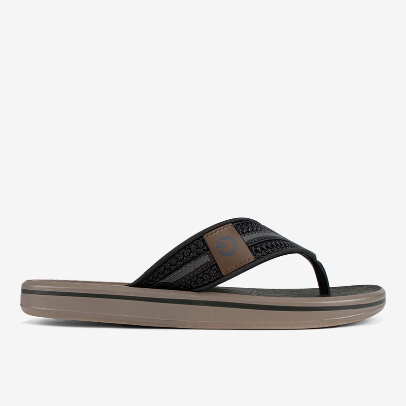 Sandallia-flip-flop-de-verano-color-negro-camel