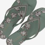 Sandalia-flip-flop-veraniega-color-verde