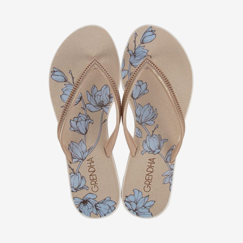 Sandalia-flip-flop-veraniega-color-beige