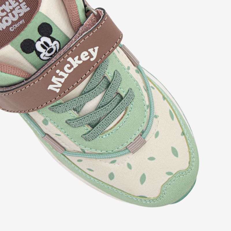 Zapatilla-casual-con-planta-ligera-para-nino-color-verde