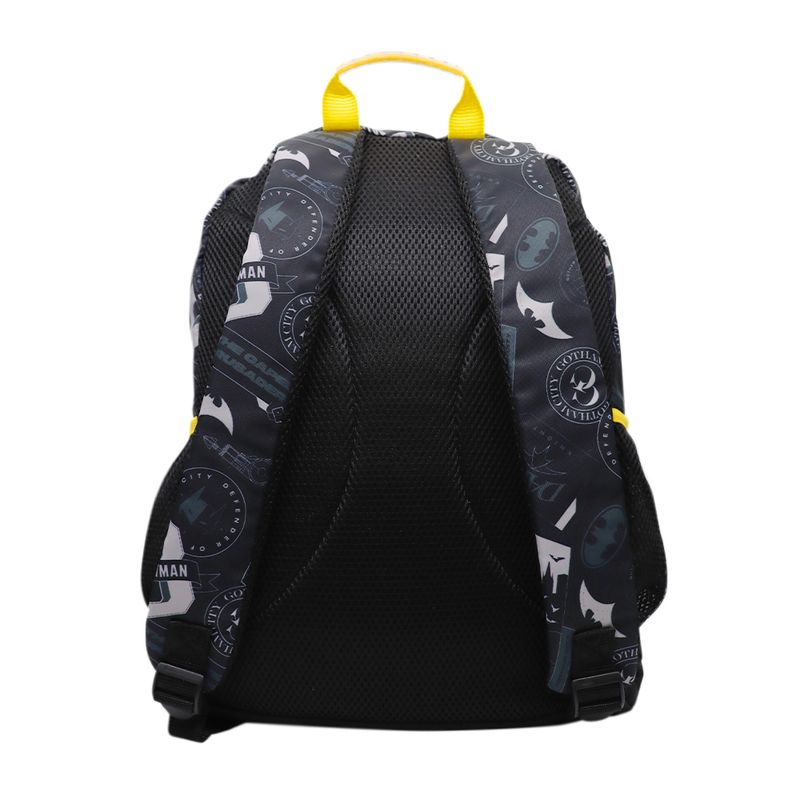 Mochila-escolar-Batman-para-ninos-color-varios