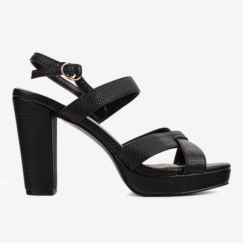 Sandalia-casual-con-taco-color-negro