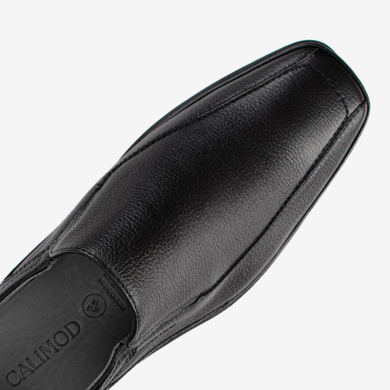 Zapato-de-vestir-clasico-de-horma-estiliada-color-negro