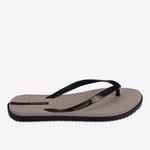 Sandalia-flip-flop-de-mujer-Ipanema-color-beige