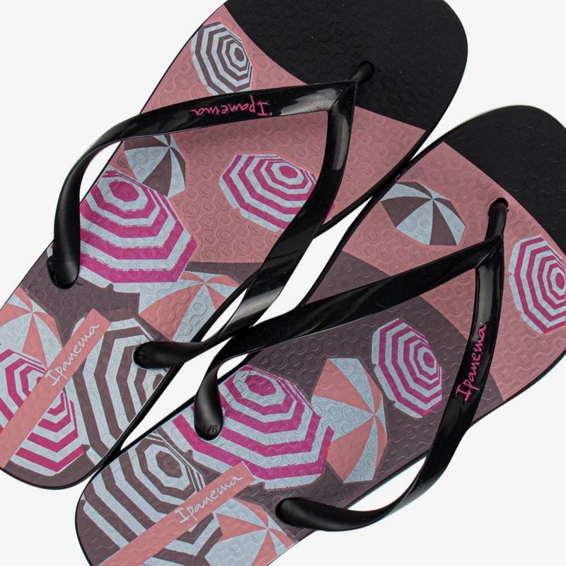 Sandalia-flip-flop-de-mujer-Ipanema-color-negro