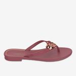 Sandalia-flip-flop-veraniega-color-nude-oscuro