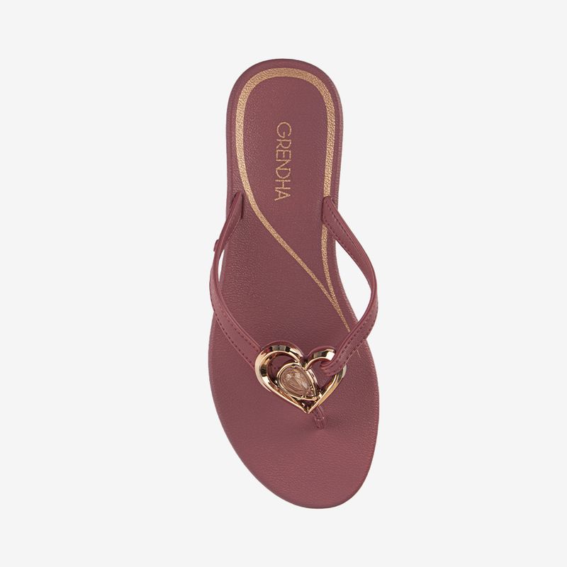 Sandalia-flip-flop-veraniega-color-nude-oscuro
