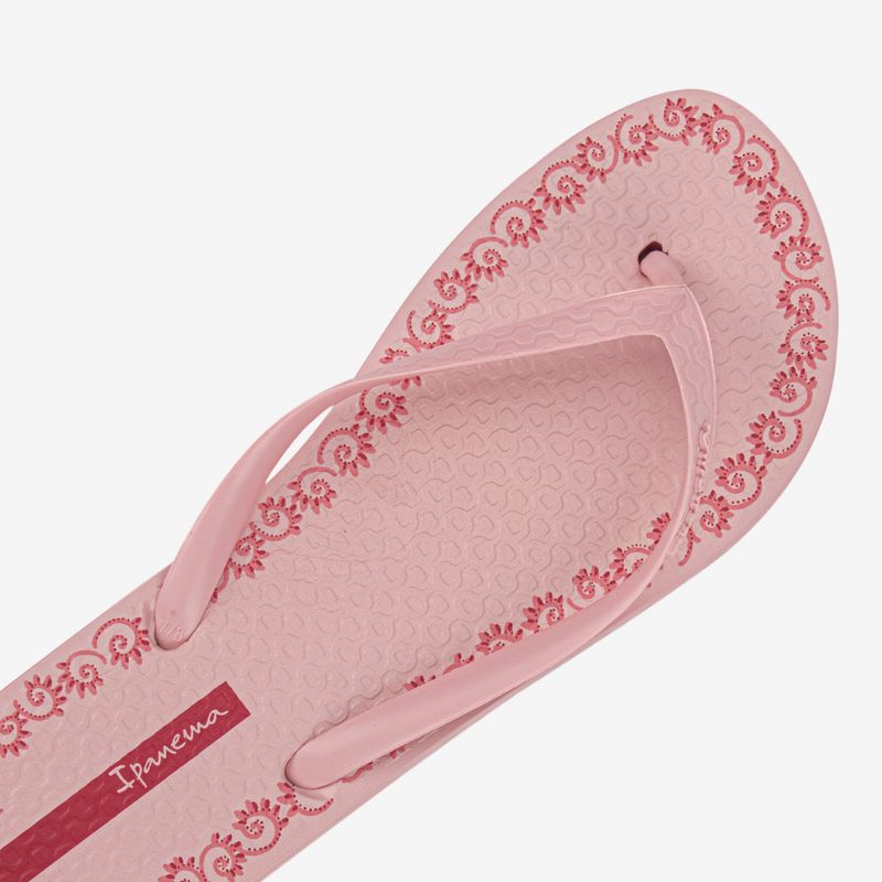 Sandalia-flip-flop-de-mujer-Ipanema-color-rosa-rojo