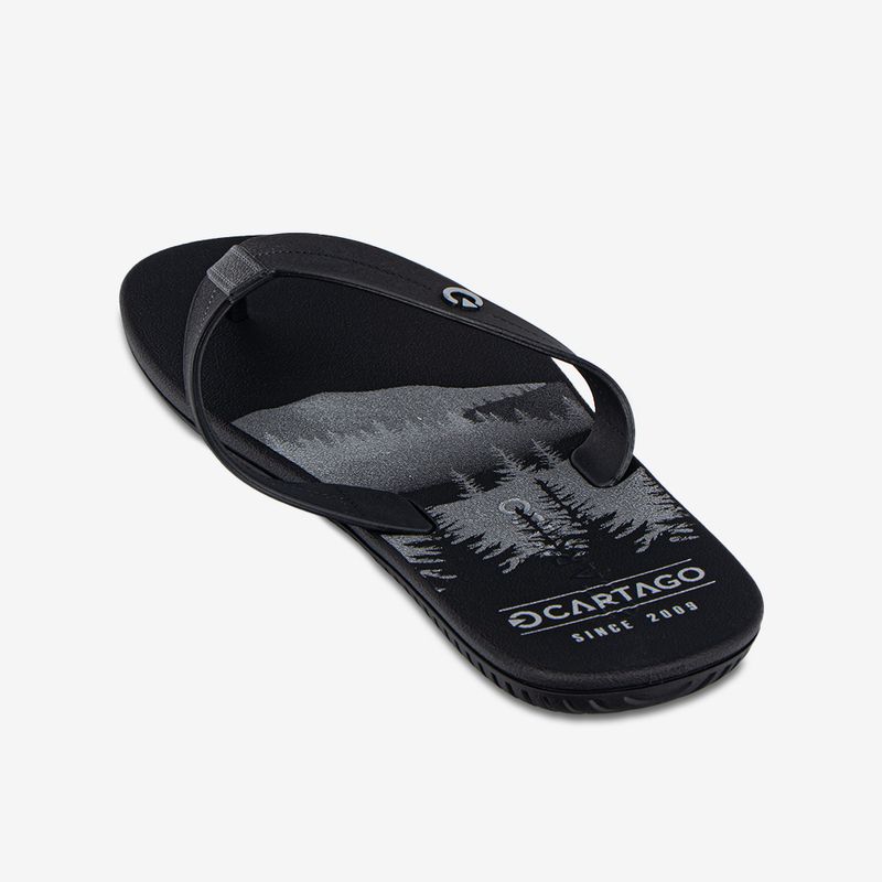 Sandallia-flip-flop-de-verano-color-negro