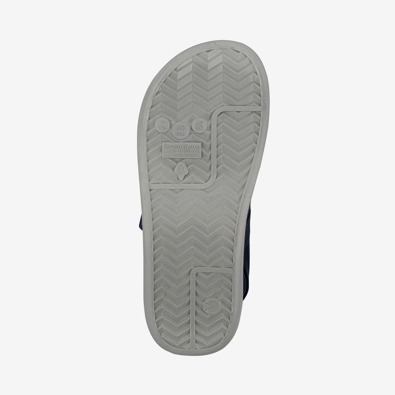Sandalia-flat-de-hombre-Cartago-color-mostaza-azul