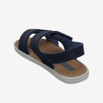 Sandalia-flat-de-hombre-Cartago-color-mostaza-azul