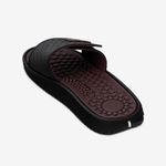 Sandalia-slider-con-planta-anatomica-color-negro
