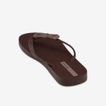 Sandalia-flip-flop-de-mujer-Ipanema-color-marron