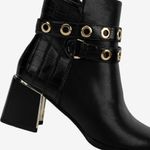 Bota-casual-cana-baja-para-mujer-color-negro