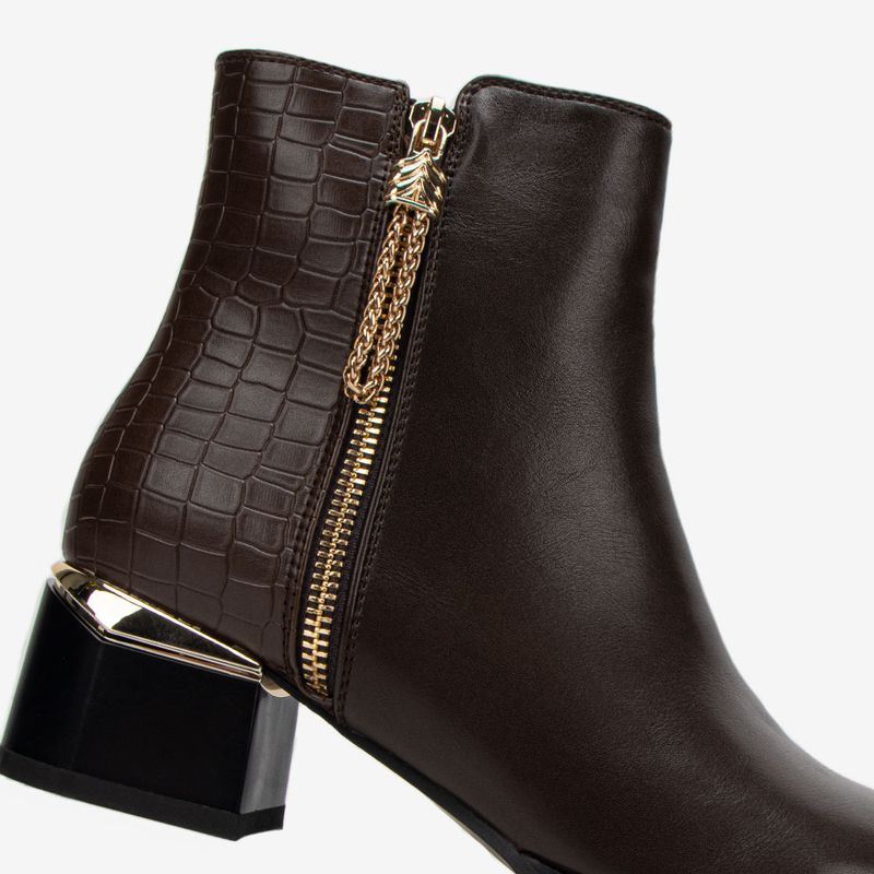 Bota-casual-para-mujer-color-chocolate