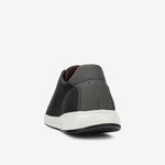 Zapatilla-casual-de-cuero-color-negro