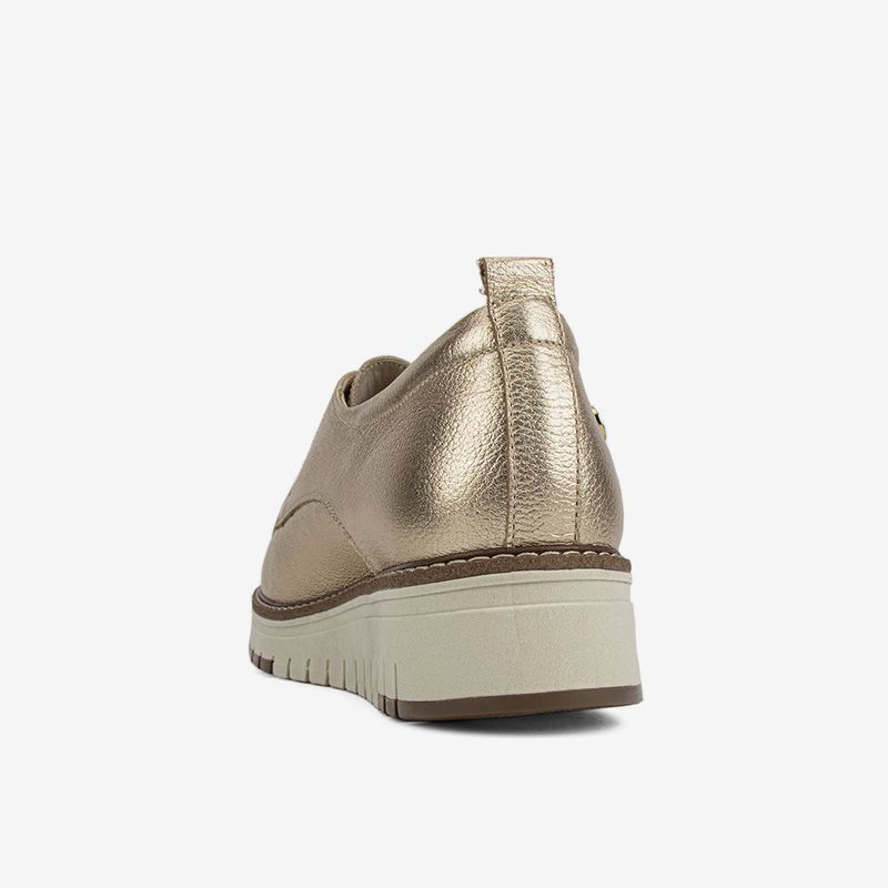 Zapato-casual-para-mujer-de-cuero-color-dorado
