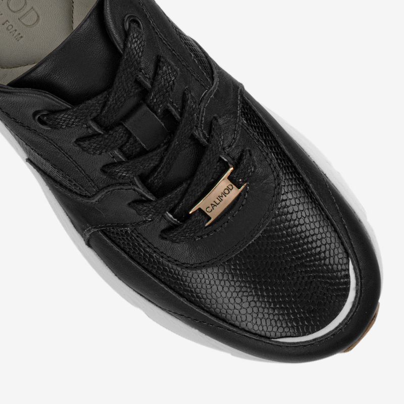 Zapatilla-Urbano-para-mujer-color-negro