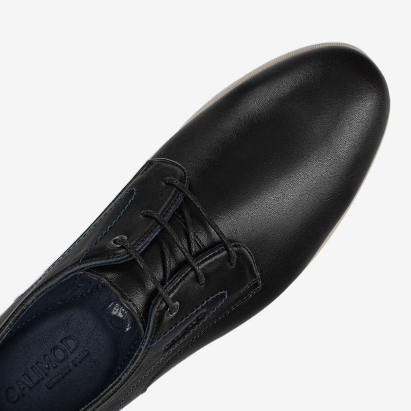 Zapato-casual-de-cuero-color-negro