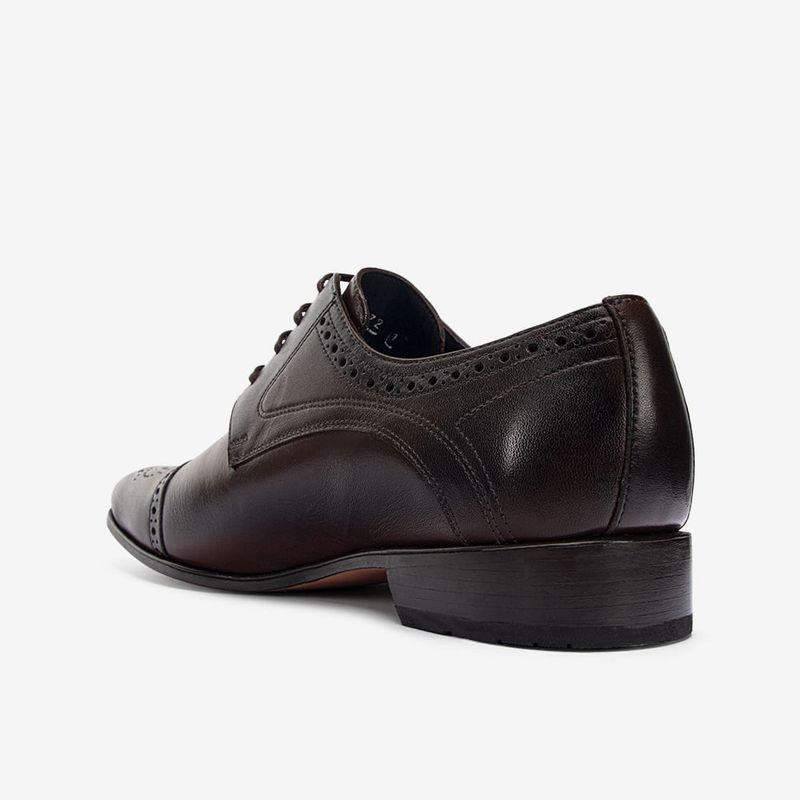 Zapato-de-vestir-elegante-y-estilizado-color-cafe