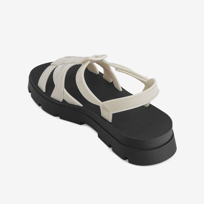 Sandalia-casual-para-mujer-color-negro-hueso